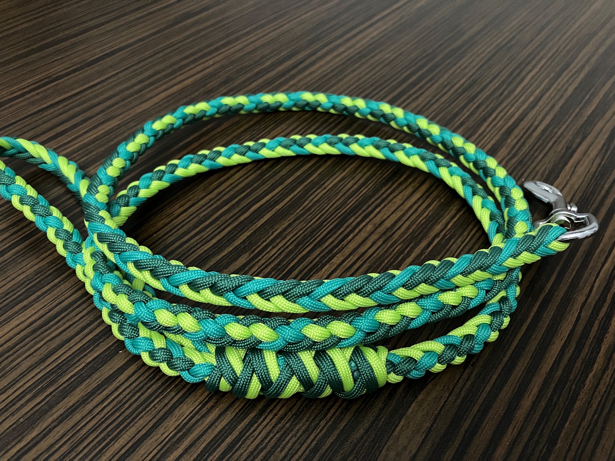 Tutorial – smycz półokrągła 6-linkowa (6 Strand Braid)